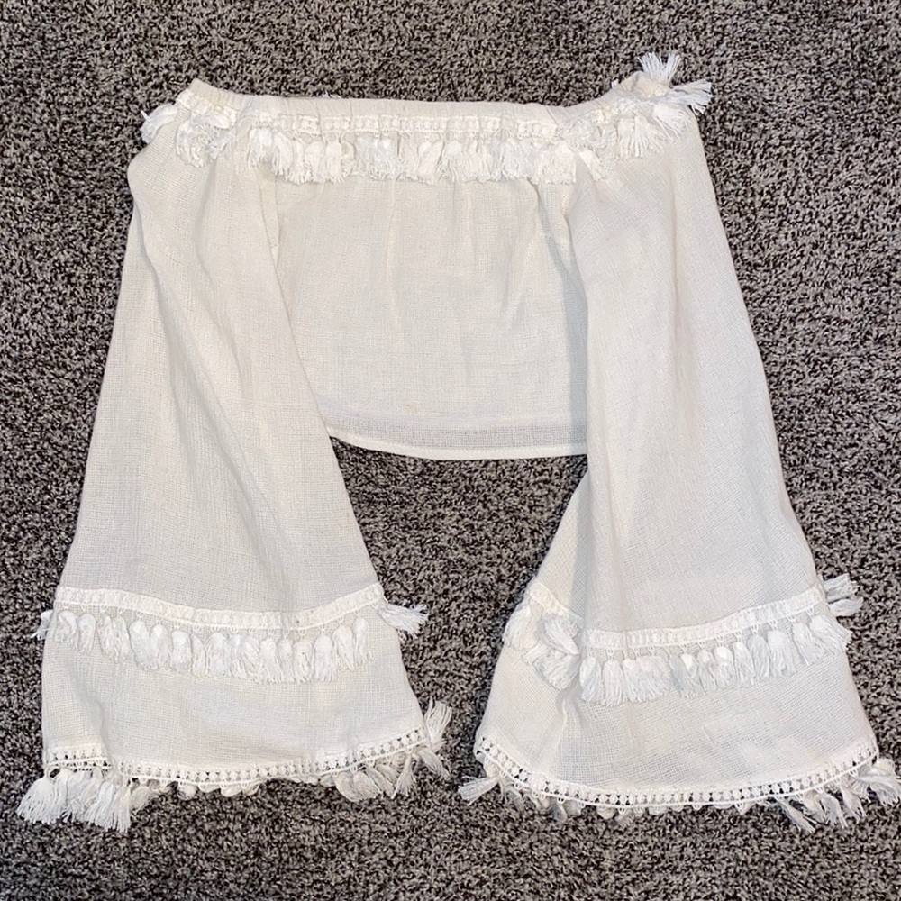 Selfie Leslie Crop Top